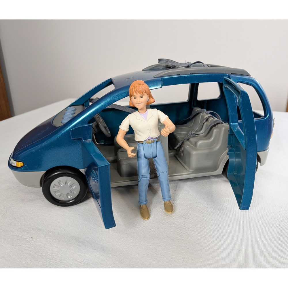 Fisher-Price Loving Family Minivan Blue 1999 Sound Effects & Mom Talk Travel